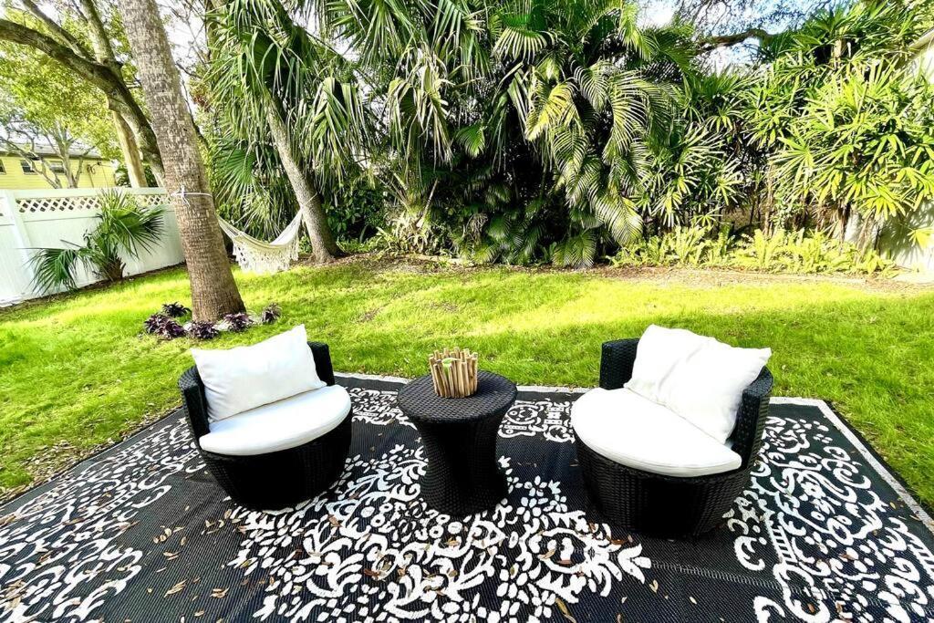 Cozy Sanctuary Minutes From The Bay And Beaches Tampa Exterior photo